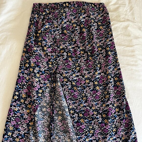 SHEIN Dresses & Skirts - Shein Black Floral Skirt